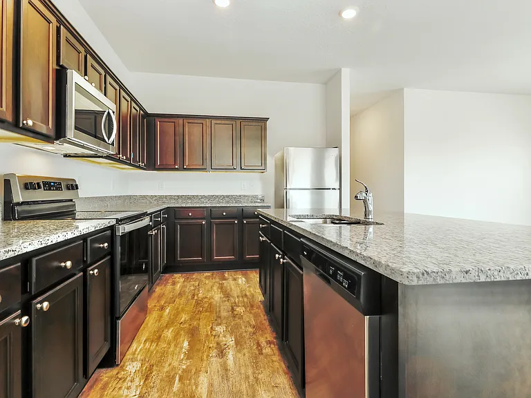 Riverstone — Photo 38