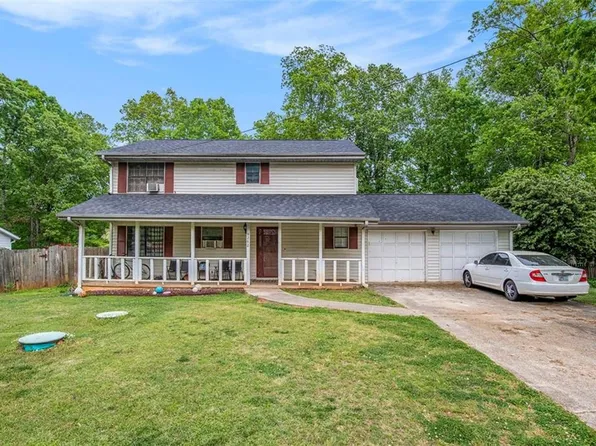 9262 Chestnut Lake Dr, Jonesboro, GA 30236