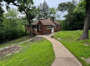 1841 Opeechee Beach Rd, Pacific, MO 63069