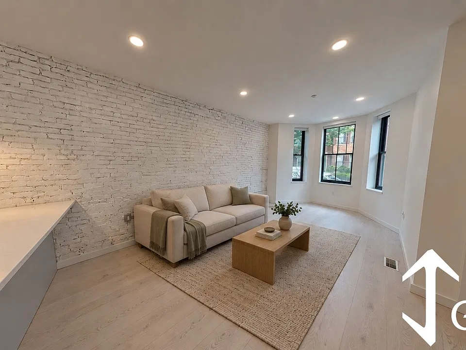 7 Worthington St #21