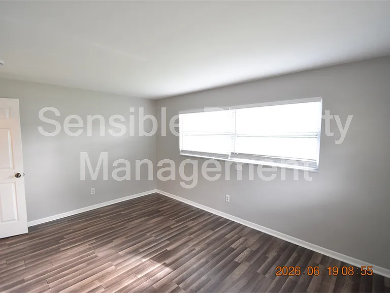 3273 Harbor Lake Dr — Photo 33