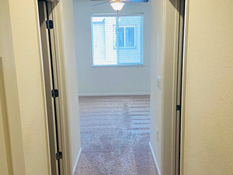 3172 Sterling Ridge Cir — Photo 28