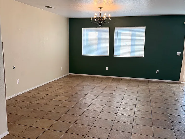 15309 La Palma Way — Photo 6