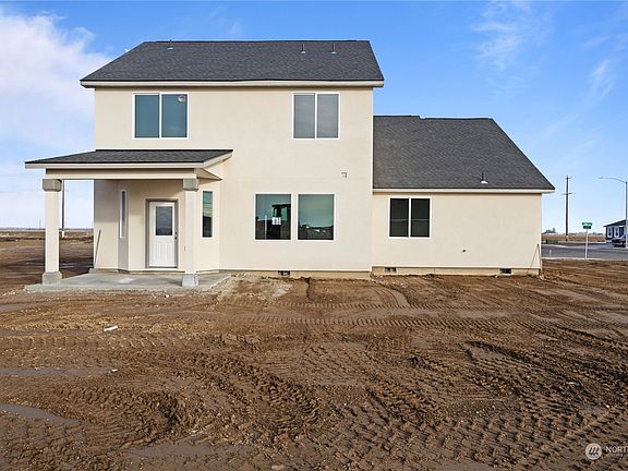 4th image of 1137 N 13th Avenue