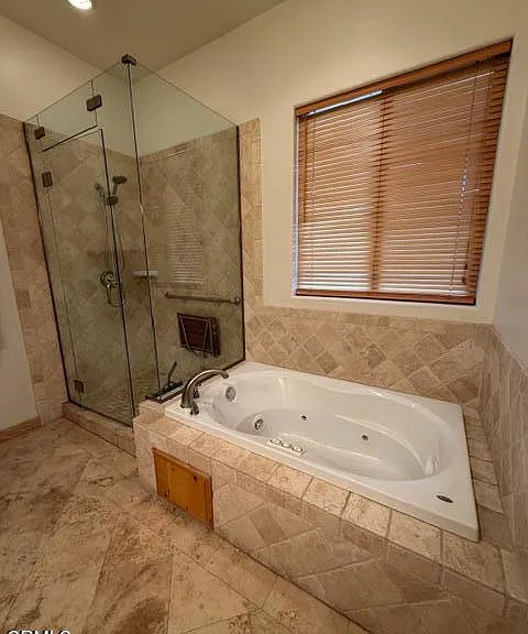1099 Heritage Trl — Photo 16