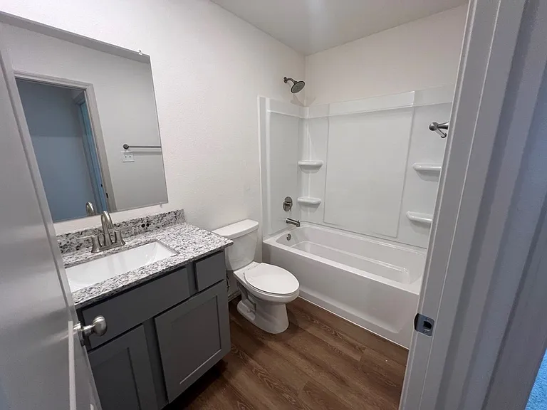 2613 Crescent Pl #1103 — Photo 15