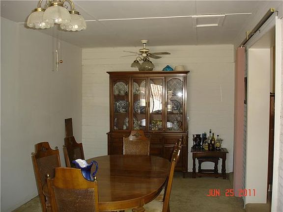 2nd image of 5717 Lexington Dr