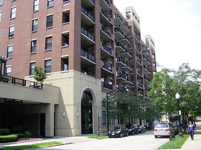 1st image of 833 W 15th Pl Unit 515-W