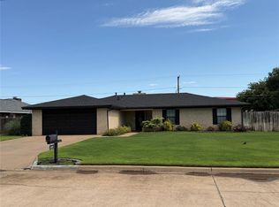 1529 Saber Ln, Weatherford, OK 73096