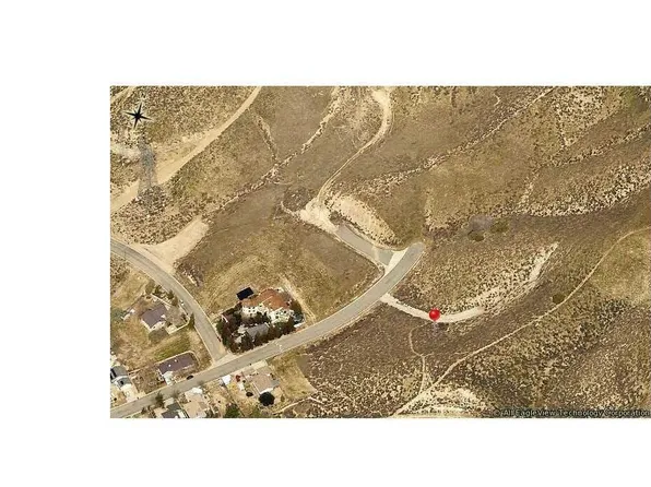 56 Leadhill Dr, Lake Hughes, CA 93532