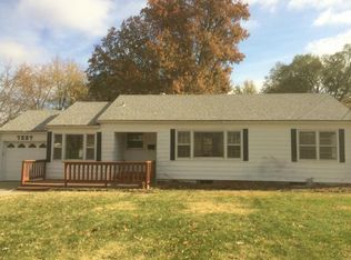 7237 Floyd Dr, Overland Park, KS 66204