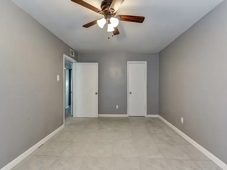 Glen Willow Apartments — Photo 5
