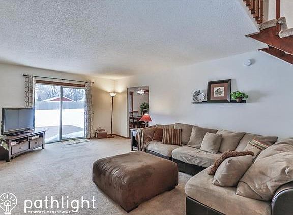 5th image of 1002 Ashland Ave