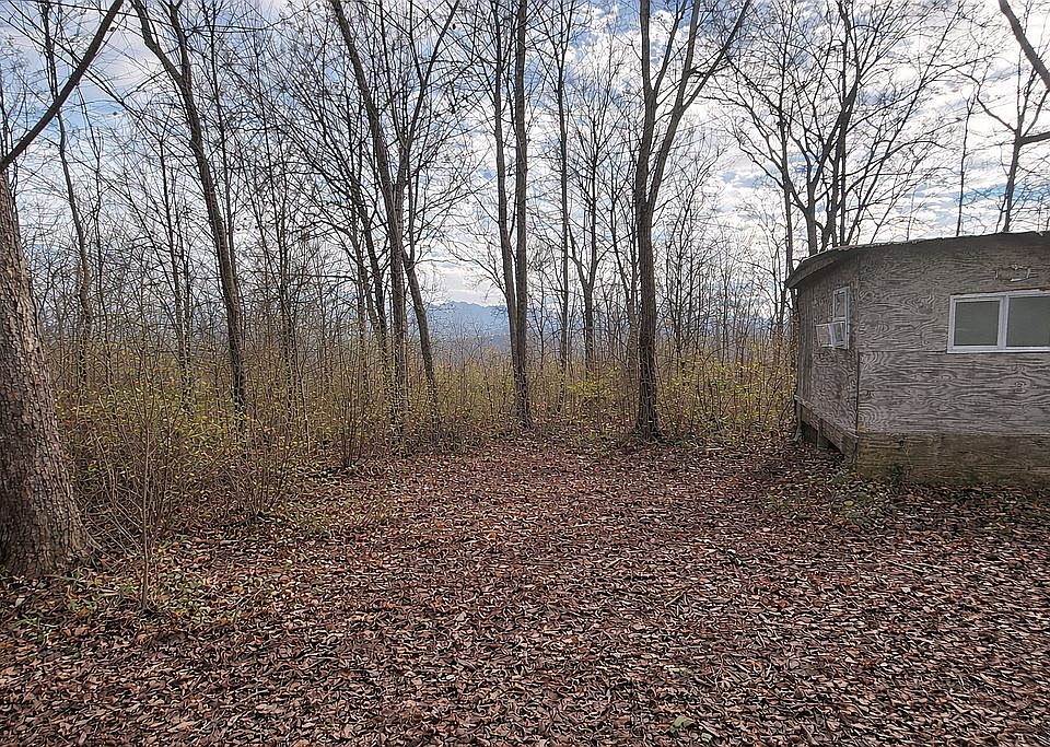2nd image of 245 Center Ln