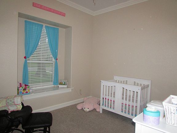 3rd image of 5121 Jennings Dr