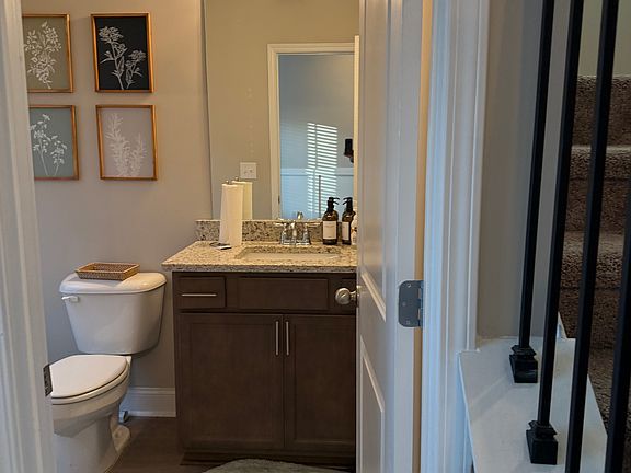 5th image of 2095 Easterwood Ter