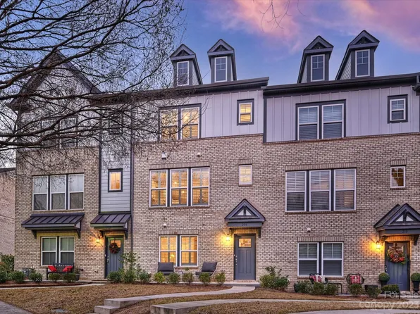 206 Maidstone Trl, Charlotte, NC 28211