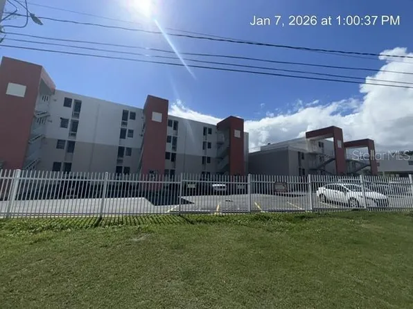 305 Challets De Lks APT B, Humacao, PR 00791