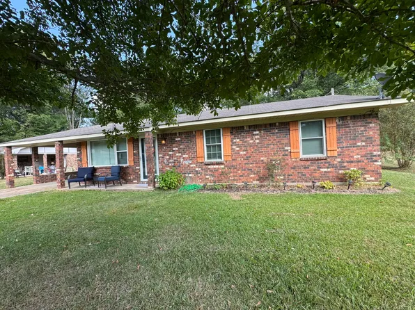 603 Burdine St, Amory, MS 38821