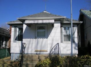 32 Chaffee Ave, Bronx, NY 10465
