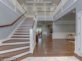 6548 Fairland St, Alexandria, VA 22312