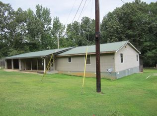 27 County Road 256, Etta, MS 38627