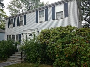 15 Glenellen Rd, West Roxbury, MA 02132