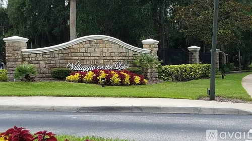 940 Village Trl Photo 1