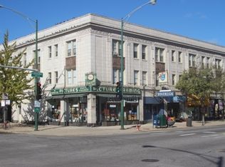 1204 W Granville Ave #321, Chicago, IL 60660