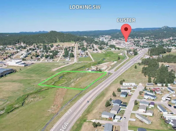 1558 Washington St, Custer, SD 57730