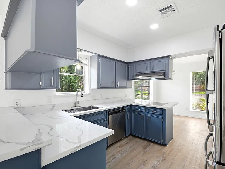 19407 Enchantford Ct — Photo 16