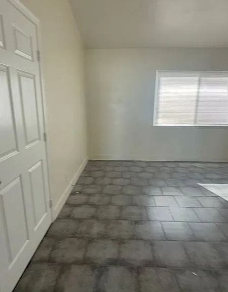 2558 Cortez St — Photo 2