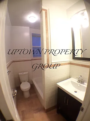 Rented by Uptown Property Group | media 20