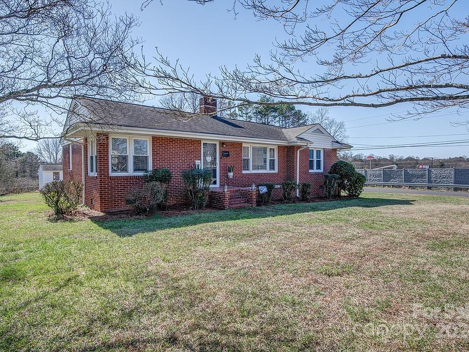 1st image of 1817 Burt Ave