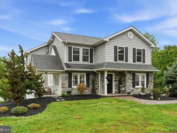 1216 Township Line Rd, Phoenixville, PA 19460