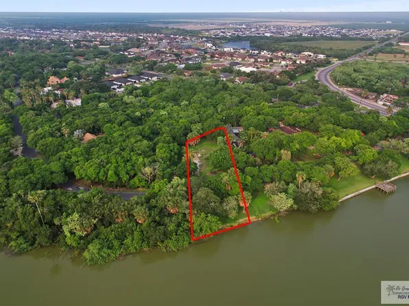 7085 W Lakeside Blvd, Olmito, TX 78575