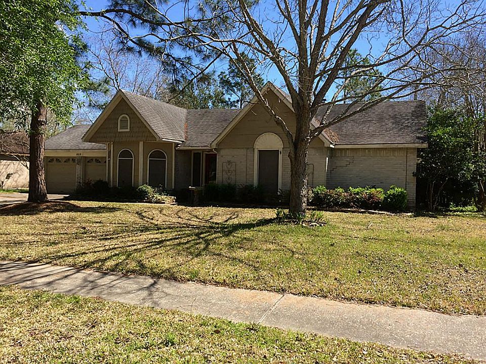 1st image of 805 Essex Dr