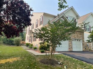 142 Birchwood Dr, West Chester, PA 19380