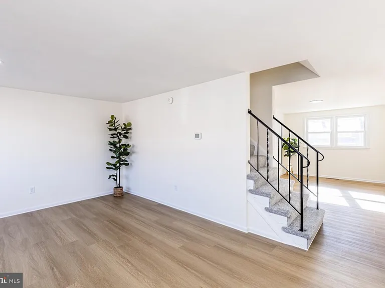 1117 Circle Dr — Photo 6