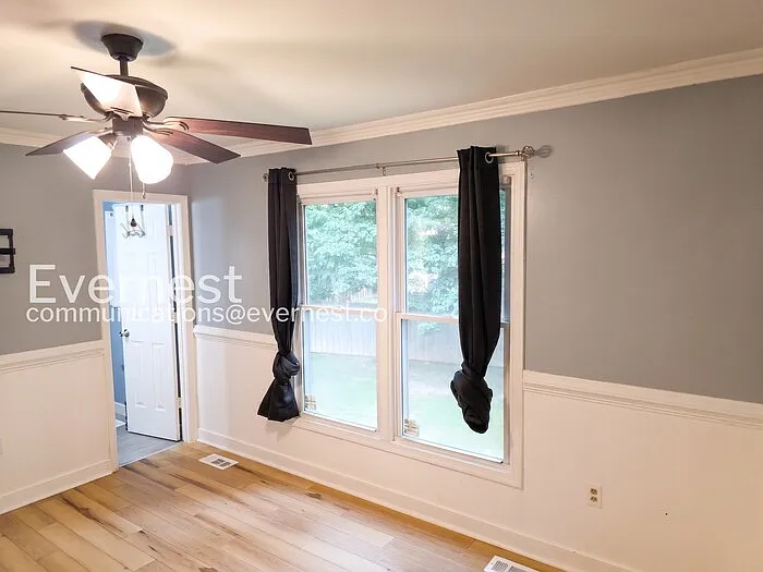 12409 Salient Ln — Photo 9