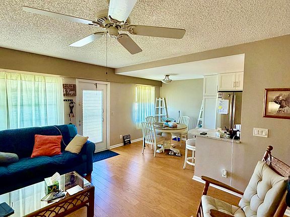 3rd image of 166 Dorset D #166