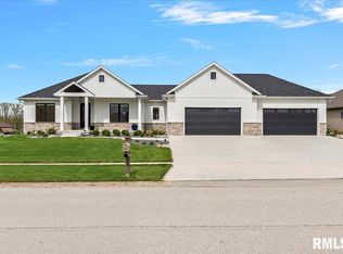 5309 Old Savannah Trl, Springfield, IL 62711