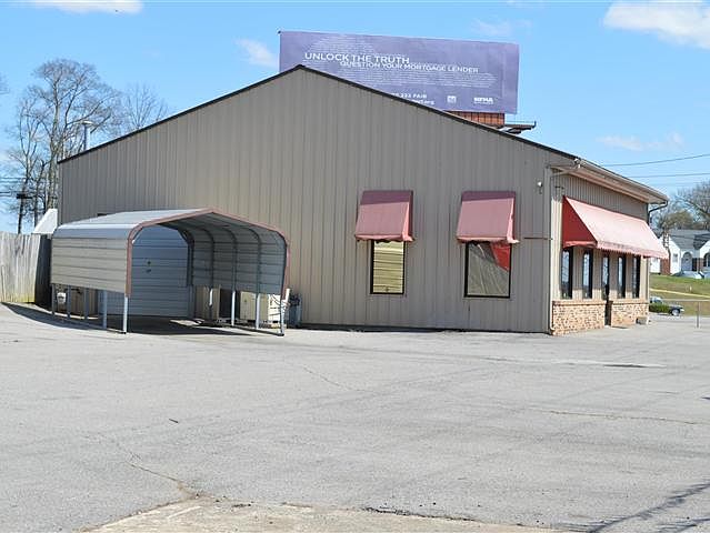 1st image of 209 Providence Blvd