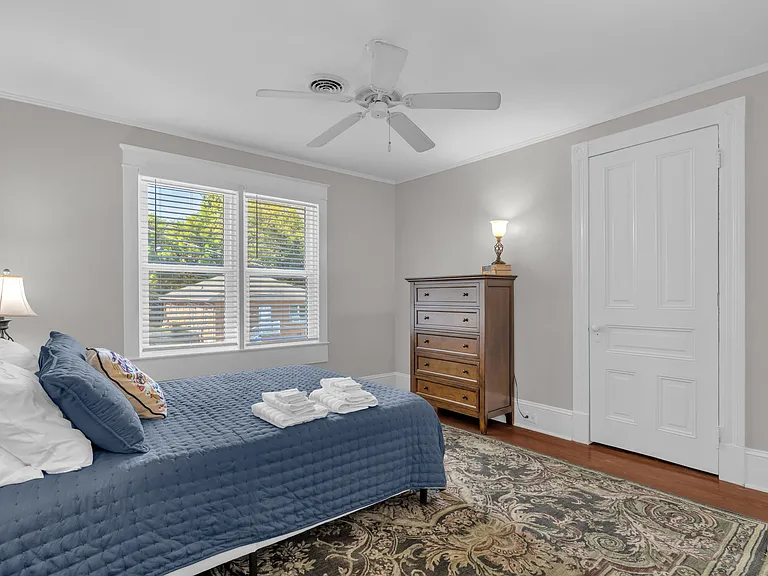 204 Wilson St — Photo 18
