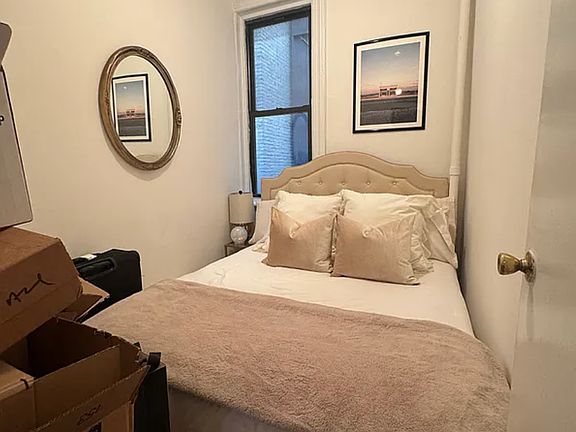 5th image of 160 1st Ave APT 4B