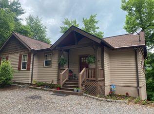 265 Valley View Dr, Franklin, NC 28734