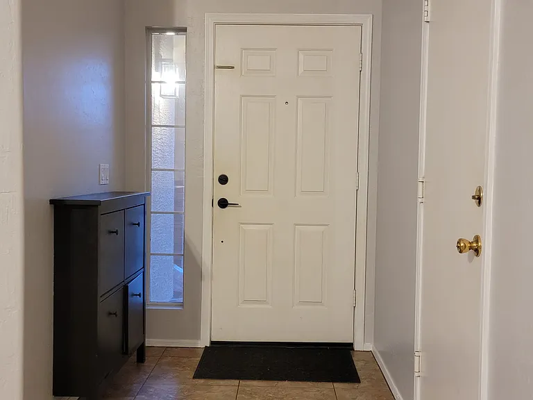 1700 S Weaver Dr — Photo 3