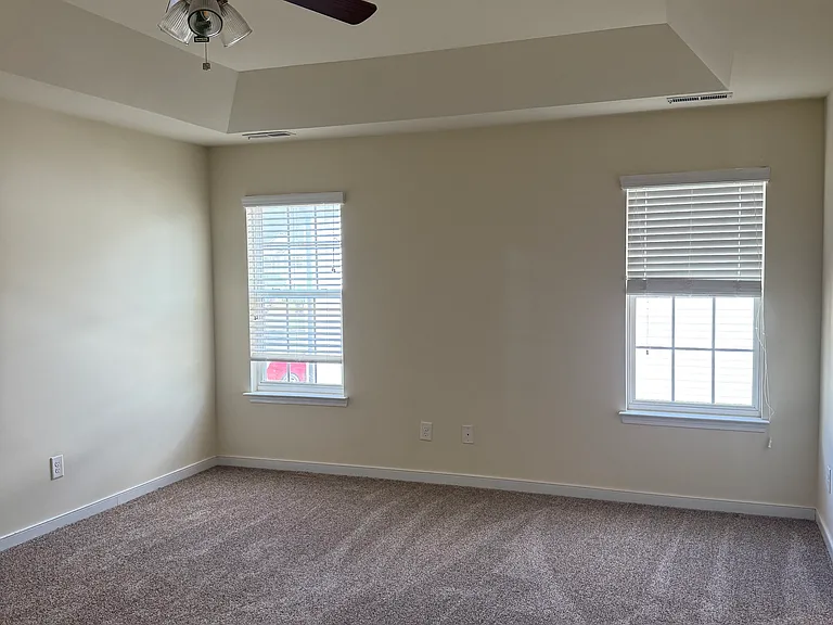 59 Thimbleweed Ln — Photo 8