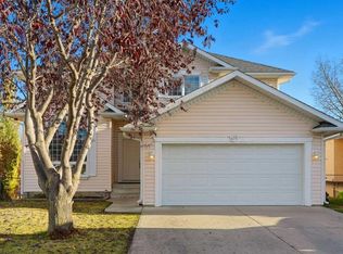 137 Sceptre Ct NW, Calgary, AB T3L 1X9