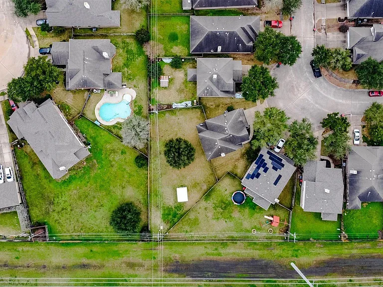 6303 Applewood Forest Dr — Photo 41